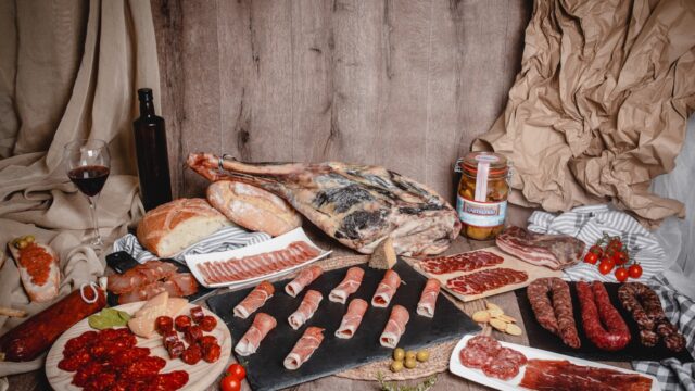 Jamones-Castelfrio